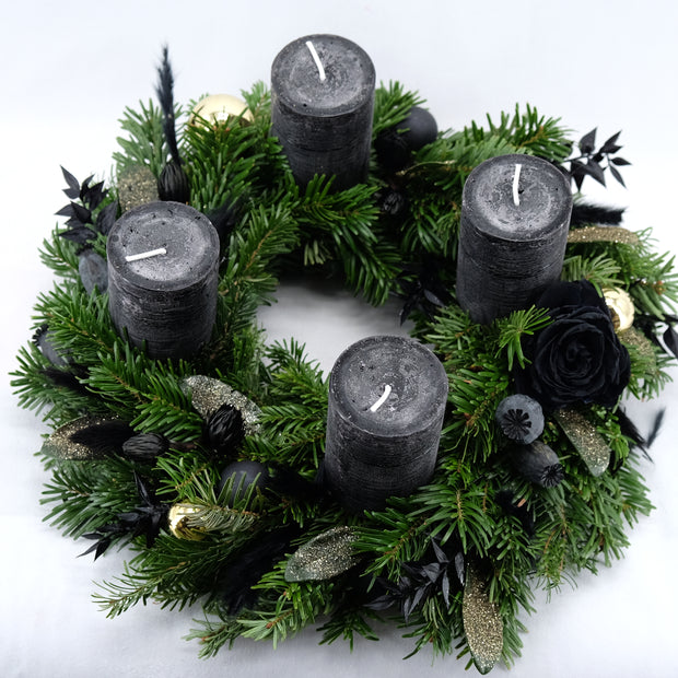 Besonderer Adventskranz in edlem Schwarz | 30cm